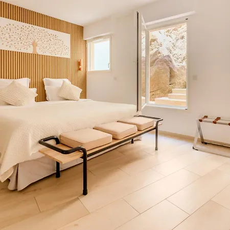 Traverse Des Artistes Aparthotel 3*