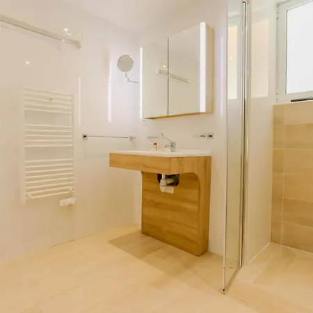 Aparthotel Traverse Des Artistes 3*