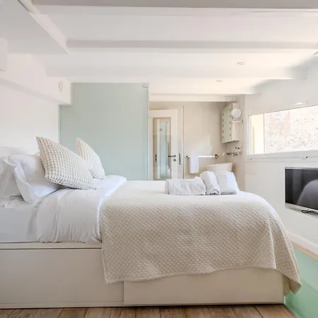 Traverse Des Artistes Apartmanhotel 3*
