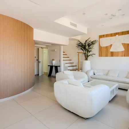 Apartmanhotel Traverse Des Artistes 3*