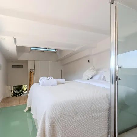 Traverse Des Artistes Apartmanhotel