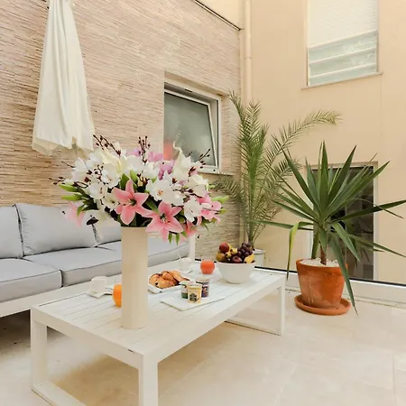 Traverse Des Artistes Apartmanhotel